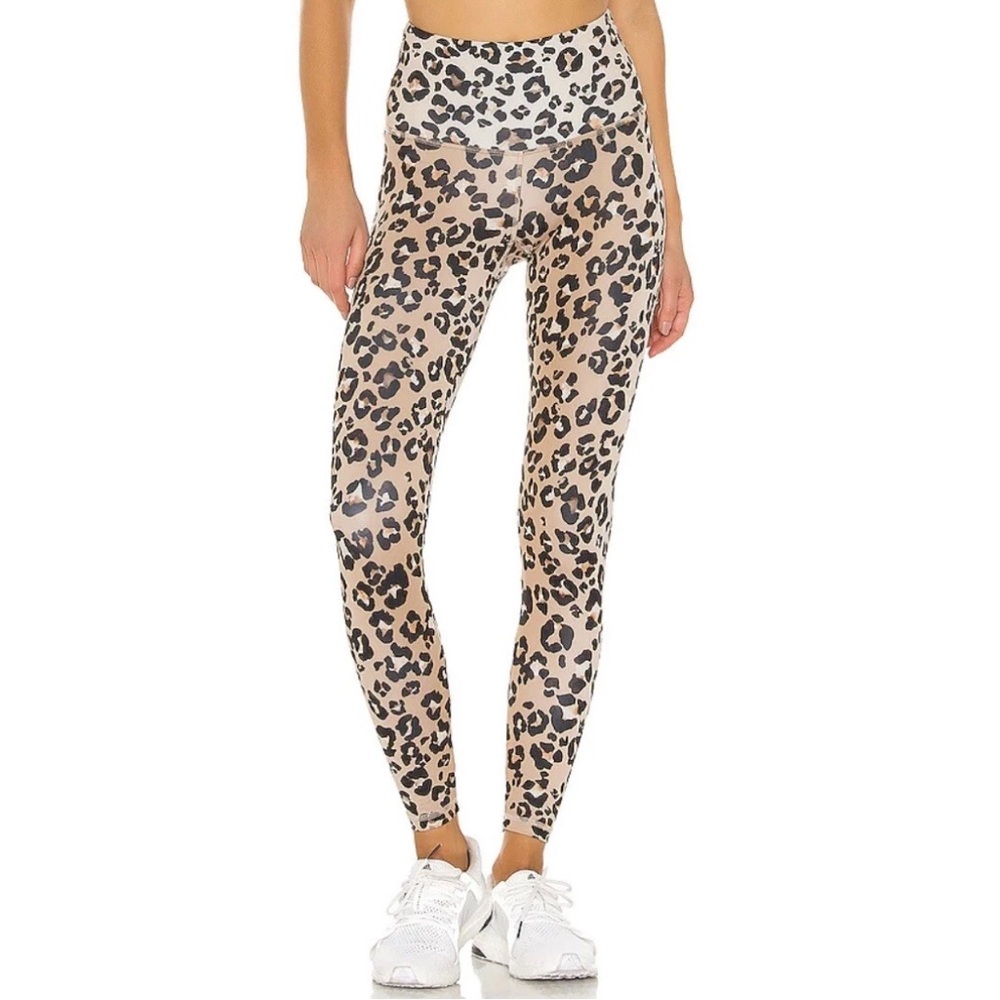 Strut This Teagan High Rise Feline Leopard Print Leggings Size M Full Length